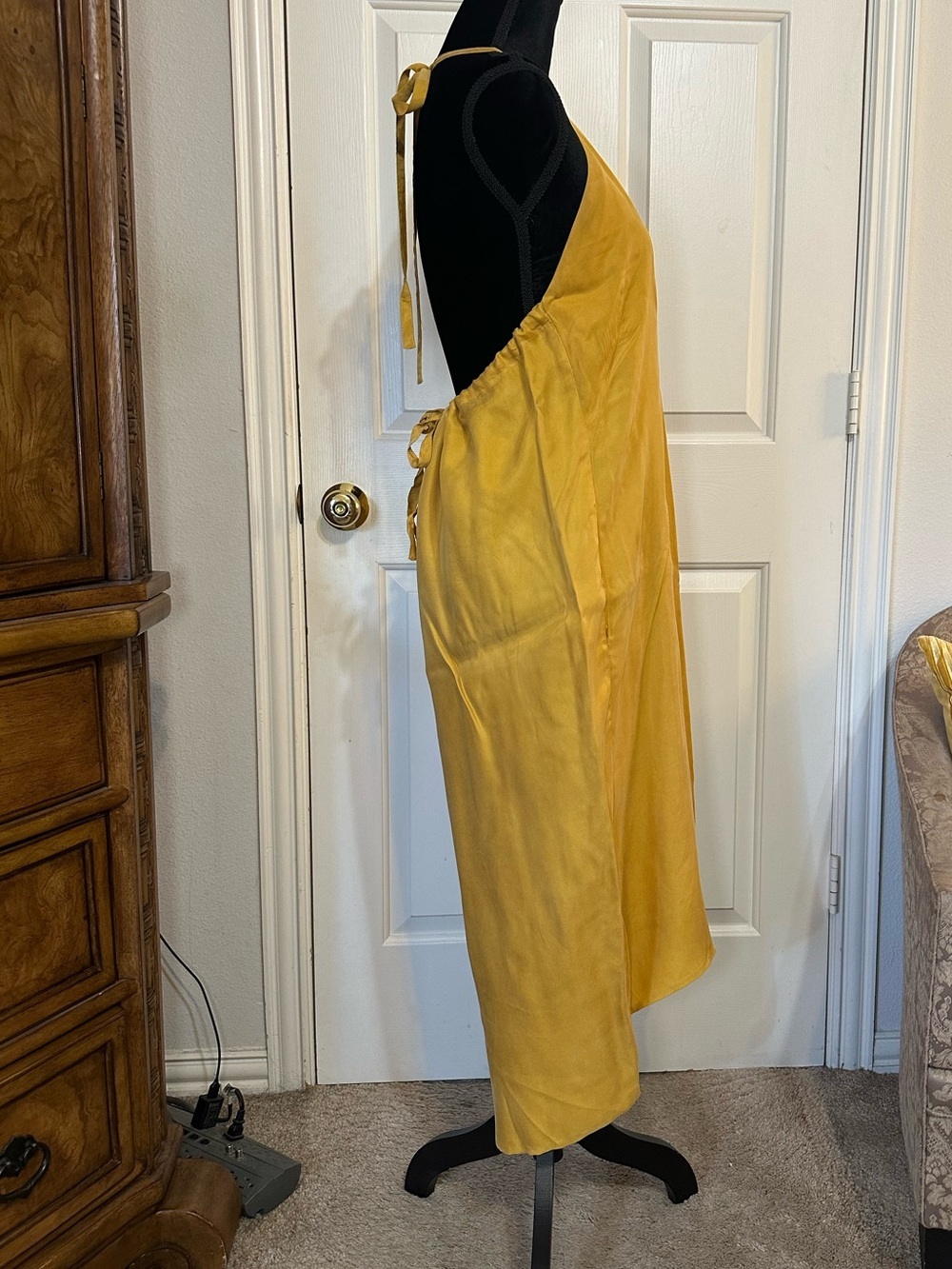 Lovestitch Cupro Halter Tie Back Dress Medium Mustard Gold Resort Vacation - Picture 4 of 14